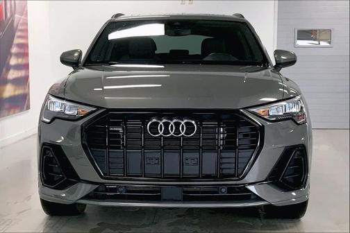 2022 Audi Q3 45 S line Premium