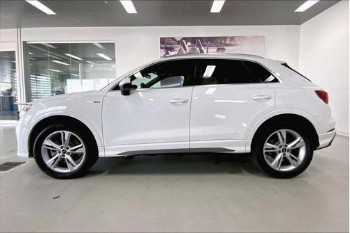 2024 Audi Q3 45 S line Premium Plus