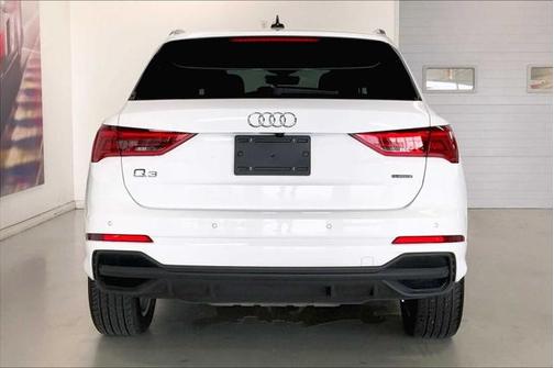 2024 Audi Q3 45 S line Premium Plus