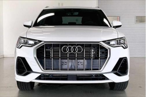 2024 Audi Q3 45 S line Premium Plus