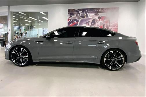 2022 Audi S5 Premium Plus TFSI quattro Tiptronic