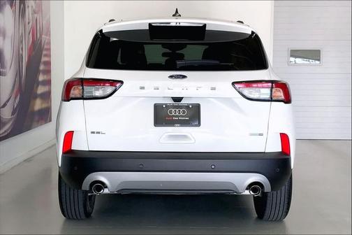 STAR WHITE METALLIC TRI-COAT 2020 Ford Escape SEL