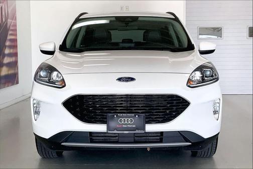 STAR WHITE METALLIC TRI-COAT 2020 Ford Escape SEL