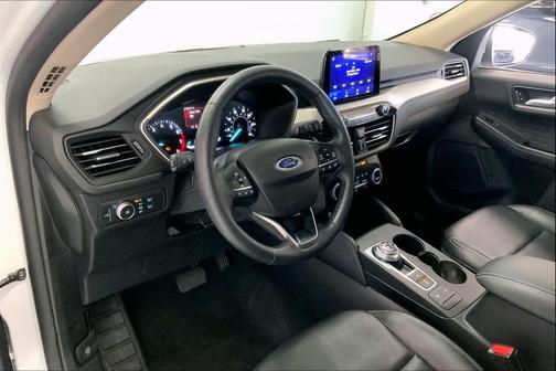 STAR WHITE METALLIC TRI-COAT 2020 Ford Escape SEL