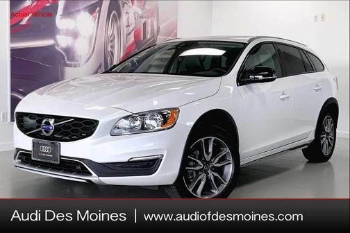 2018 Volvo V60 Cross Country T5