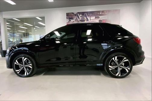 2023 Audi Q3 45 S line Premium Plus