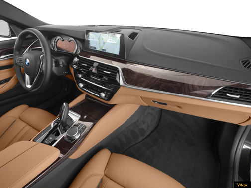 Mineral White Metallic 2019 BMW 540 xDrive