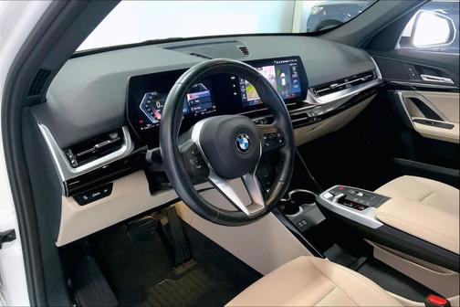 Alpine White 2023 BMW X1 xDrive28i