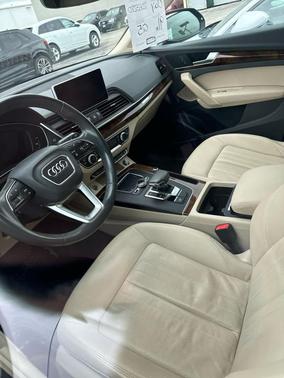 2018 Audi Q5 2.0T Premium Plus