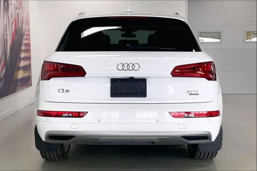 2018 Audi Q5 2.0T Premium Plus
