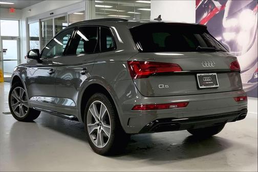 2025 Audi Q5 45 S line Premium