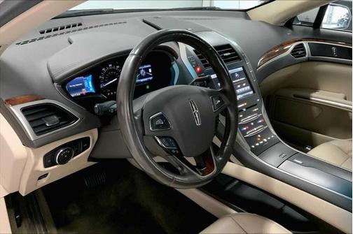 2016 Lincoln MKZ Hybrid Base