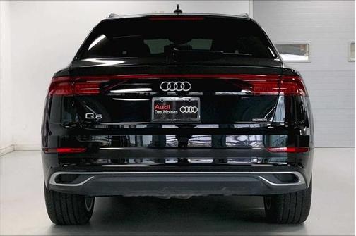2023 Audi Q8 55 Premium