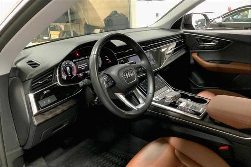 2023 Audi Q8 55 Premium