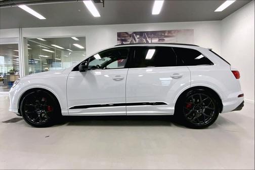 2026 Audi SQ7 4.0T Premium Plus