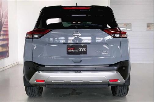 2022 Nissan Rogue Platinum