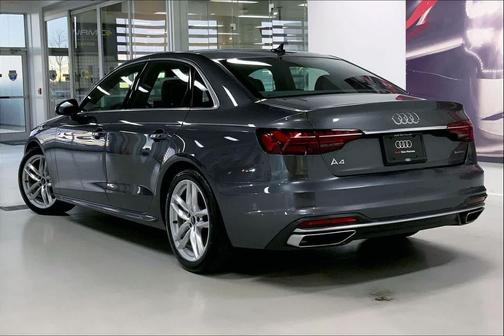 Daytona Gray Pearl Effect 2024 Audi A4 45 S line Premium Plus