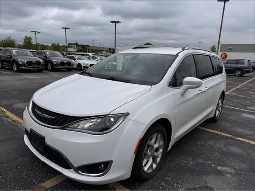 2019 Chrysler Pacifica Touring-L Plus