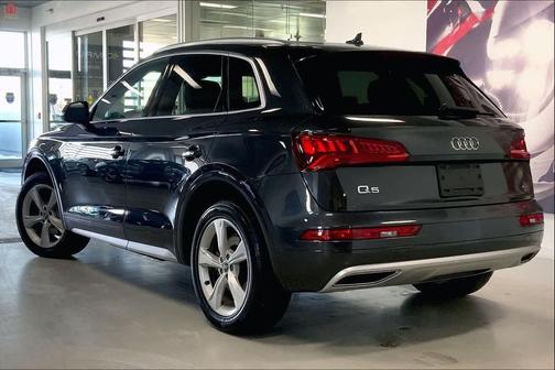 2020 Audi Q5 45 Premium Plus