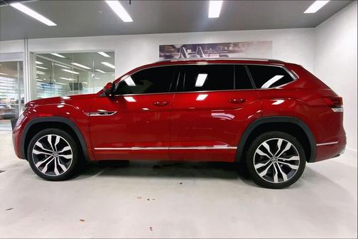 2023 Volkswagen Atlas 3.6L SEL Premium