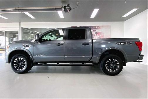 2017 Nissan Titan PRO-4X