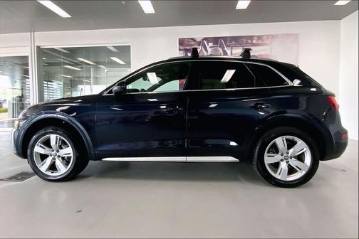 Moonlight Blue Metallic 2019 Audi Q5 2.0T Premium Plus