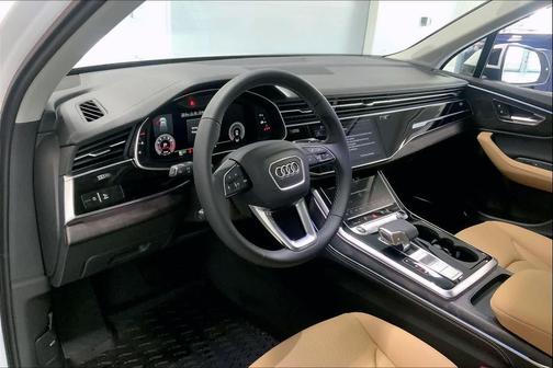 2026 Audi Q7 55 Premium Plus