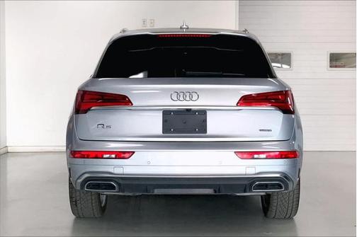 2022 Audi Q5 45 S line Premium Plus