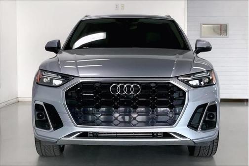 2022 Audi Q5 45 S line Premium Plus