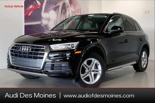 Brilliant Black 2019 Audi Q5 45 Premium