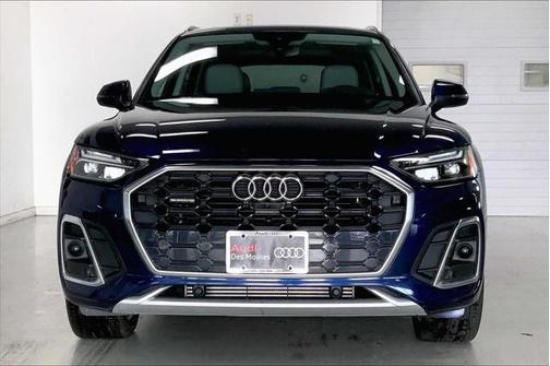 2022 Audi Q5 45 S line Premium Plus