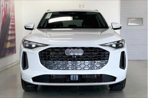 2025 Audi Q5 Premium