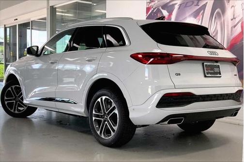 2025 Audi Q5 Premium