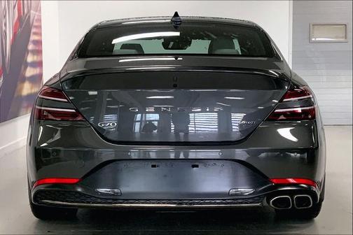 2023 Genesis G70 2.0T AWD