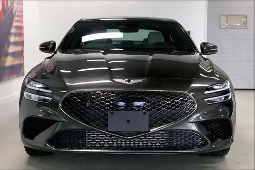 2023 Genesis G70 2.0T AWD