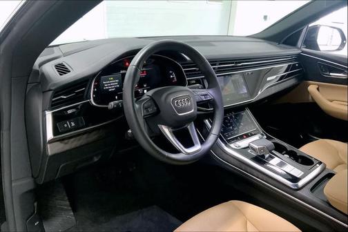 2023 Audi Q8 55 Prestige