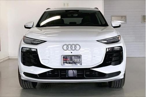 2025 Audi Q6 e-tron Premium Plus quattro