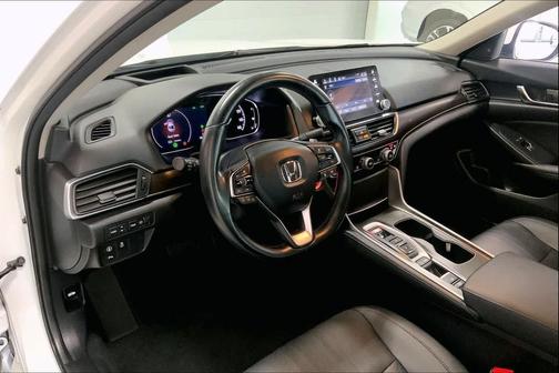 2020 Honda Accord Touring 2.0T
