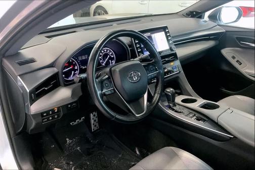 2020 Toyota Avalon Touring
