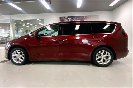 2019 Chrysler Pacifica Touring Plus