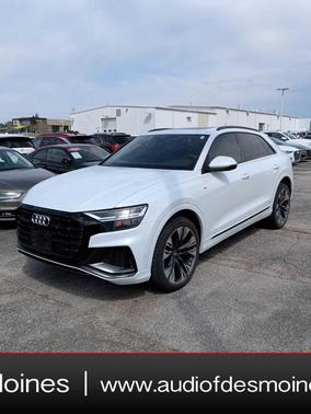 2021 Audi Q8 55 Premium Plus