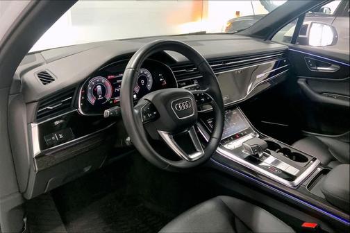 2020 Audi Q7 55 Prestige