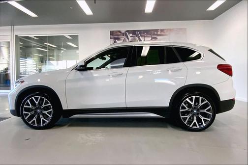 2022 BMW X1 sDrive28i