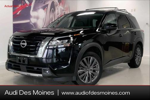 2022 Nissan Pathfinder SL 4WD