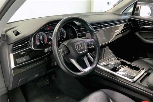 2021 Audi Q7 55 Premium Plus