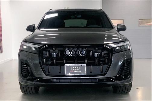 2026 Audi Q7 55 Premium Plus
