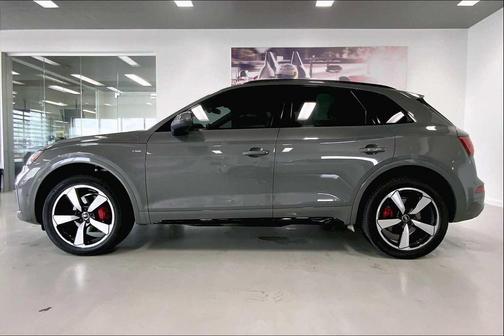 2024 Audi Q5 45 S line Prestige