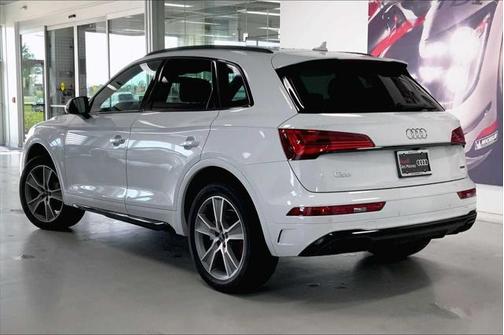 2025 Audi Q5 45 S line Premium