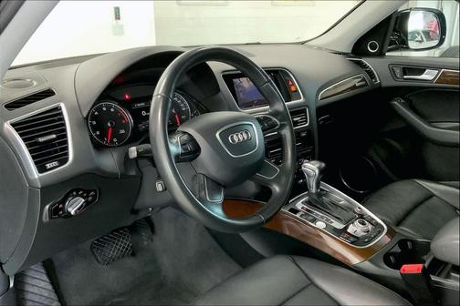 2016 Audi Q5 2.0T Premium Plus