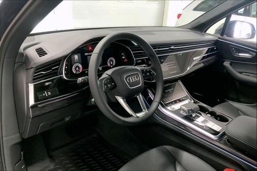 2026 Audi Q7 55 Premium Plus